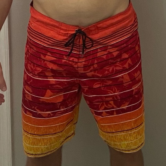 Roundtree and Yorke swim suit men’s large - Picture 4 of 12